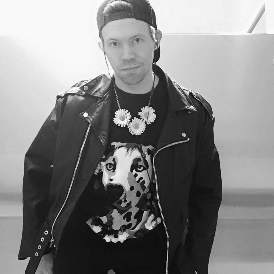 Téa !con.authorLastName