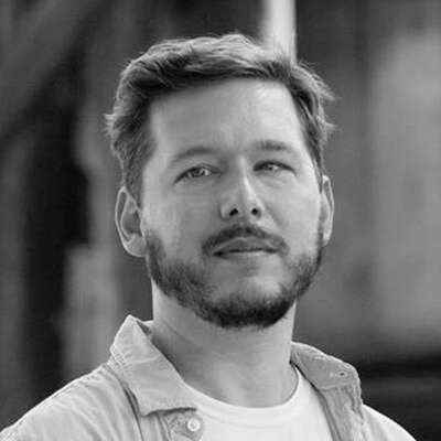 David !con.authorLastName